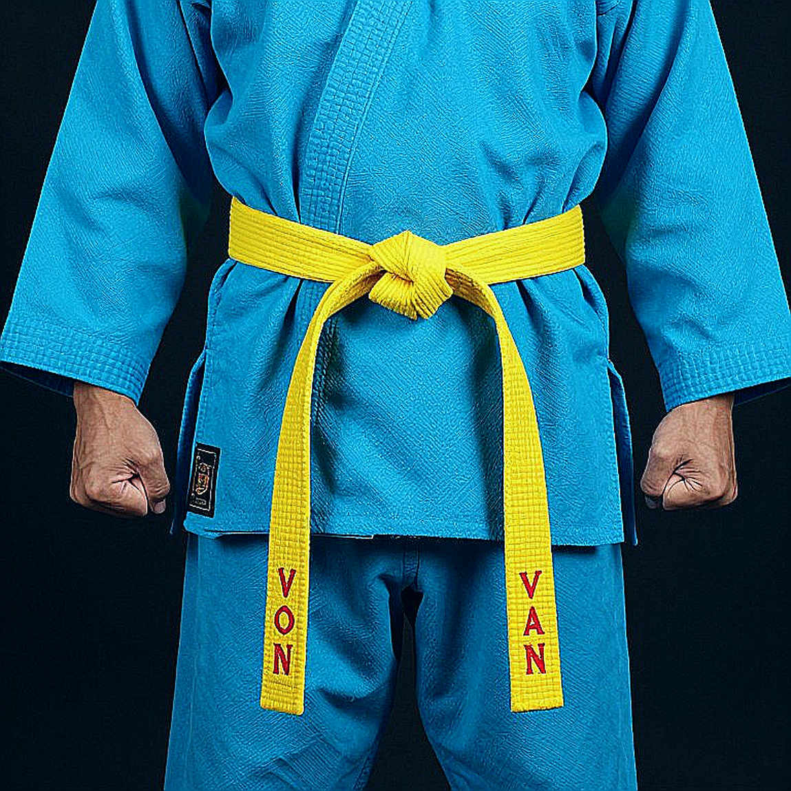 27 triều đại trong 28 năm: nhịp thật của đai vô địch UFC hạng nặng