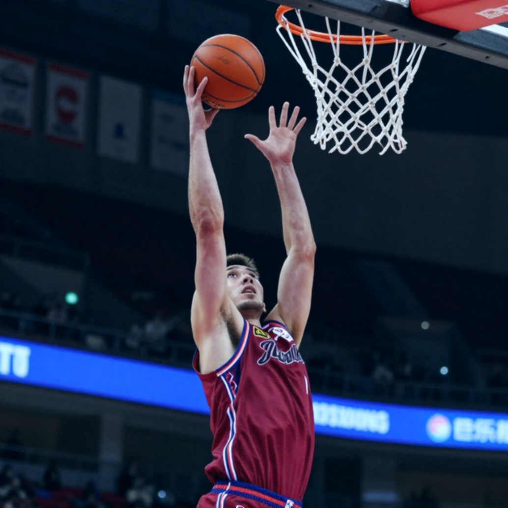 Eurohoops Academy 64-41 GS Anoixis: chuỗi 21-2 phủ lên khoảng trống 22 điểm giữa trận
